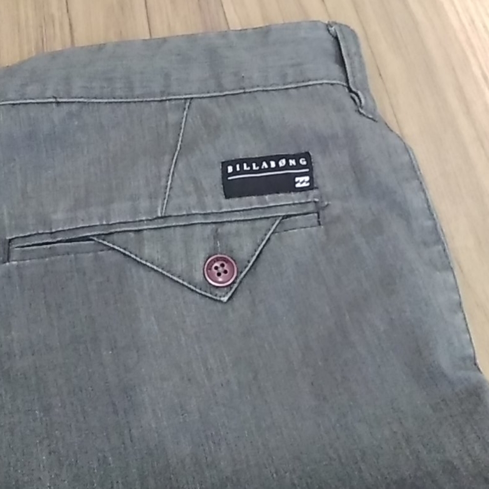 Shorts - Picture 4 of 4